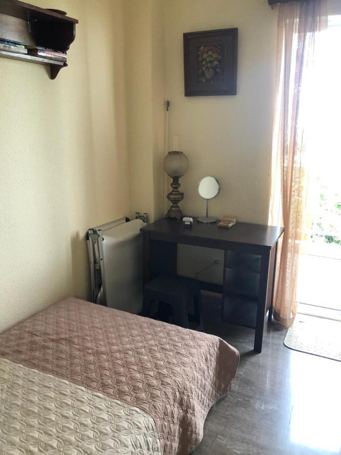 Joannas 2Brooms Sea Apartment Peraia  Bagian luar foto