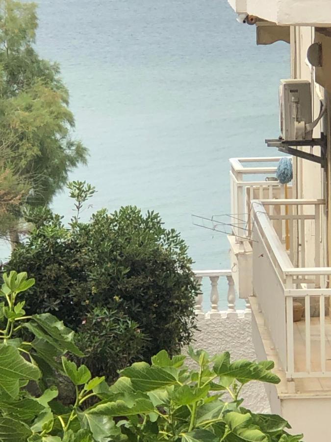 Joannas 2Brooms Sea Apartment Peraia  Bagian luar foto